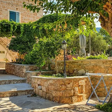 Obala Apartment Bol