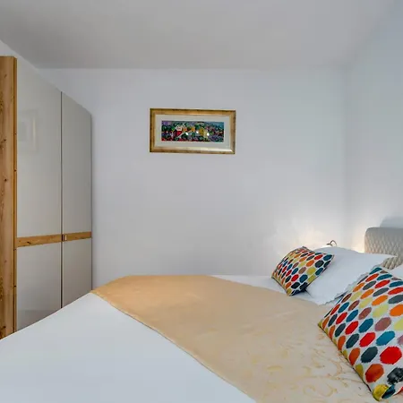 Apartment Obala *