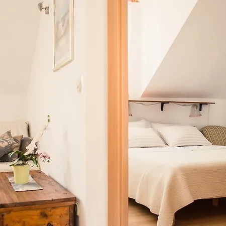 Apartment Obala Bol