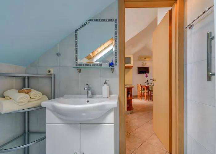 Apartament Obala